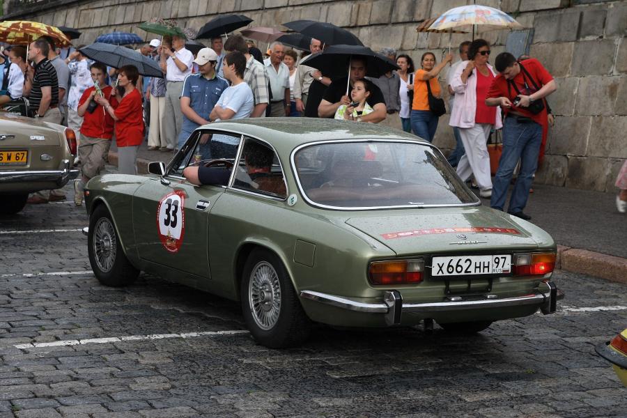 Alfa Romeo Giulia 2000 GT Veloce 1971 года  (фото 3 из 6)